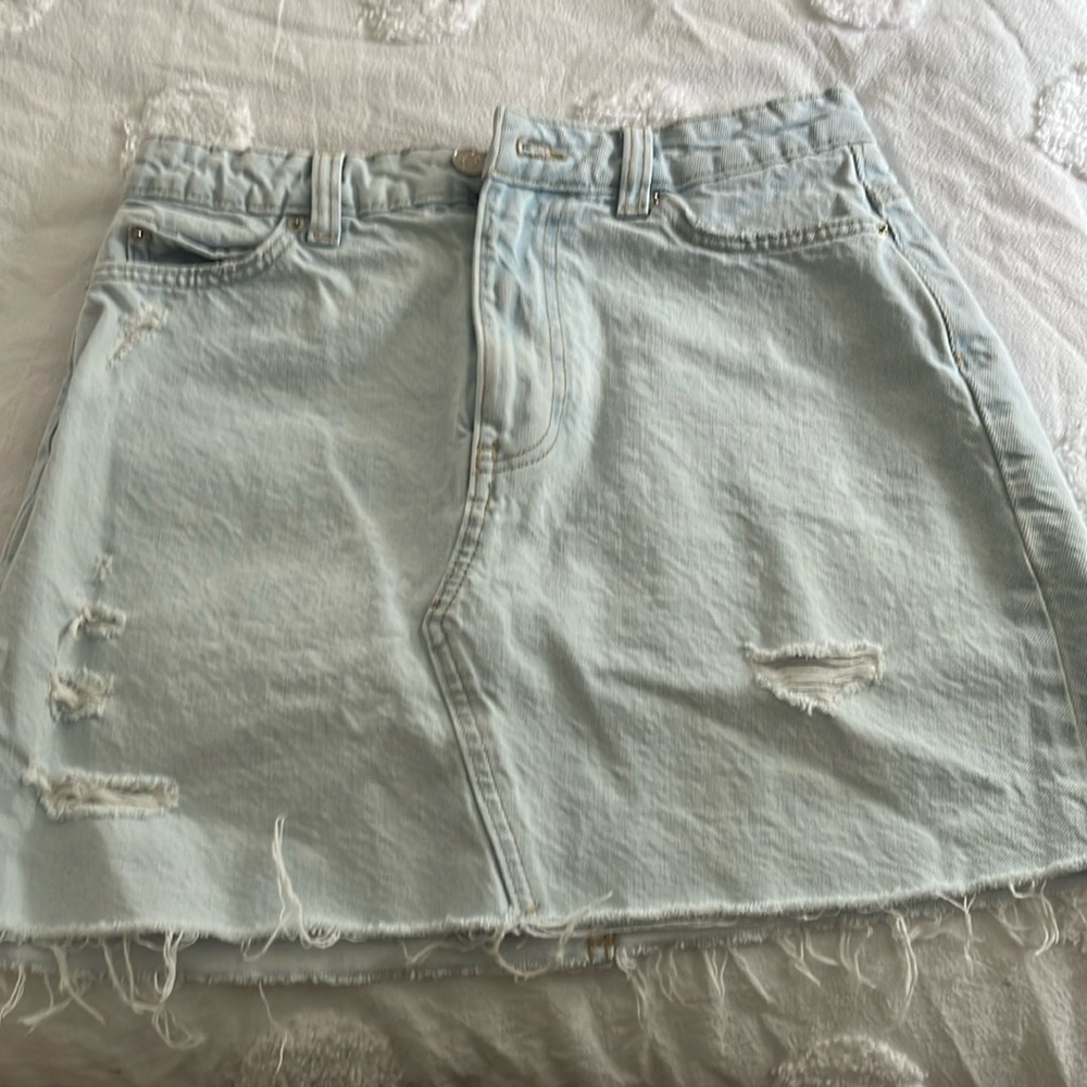 Zara denim miniskirt.  Size XS.  Worn twice.